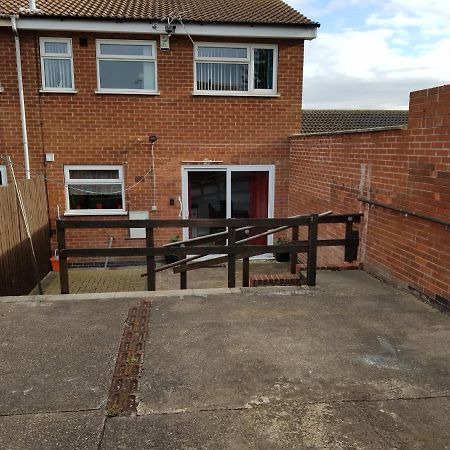 Penllech House - Huku Kwetu Notts - 3 Bedroom Spacious Lovely And Cosy With A Free Parking- Affordable And Suitable To Group Business Travellers Nottingham Extérieur photo