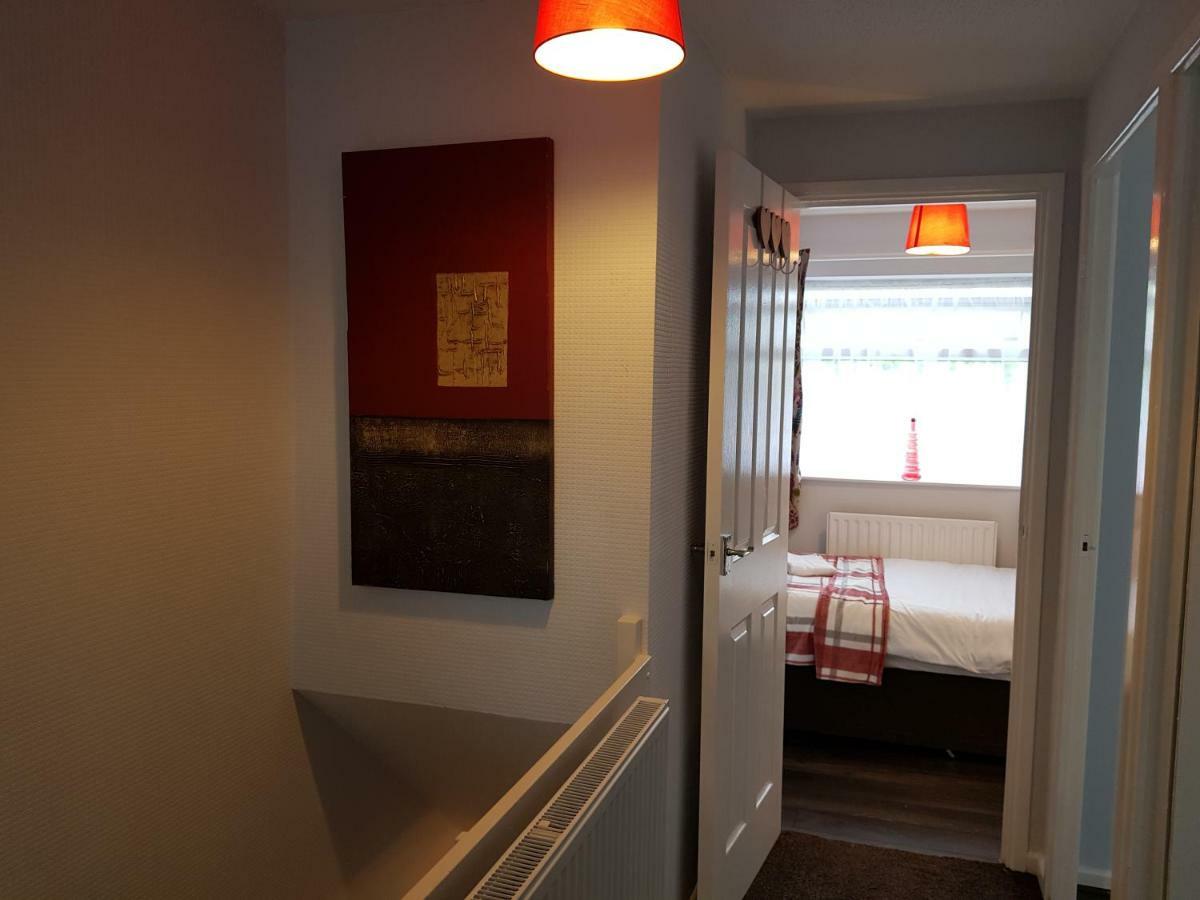 Penllech House - Huku Kwetu Notts - 3 Bedroom Spacious Lovely And Cosy With A Free Parking- Affordable And Suitable To Group Business Travellers Nottingham Extérieur photo