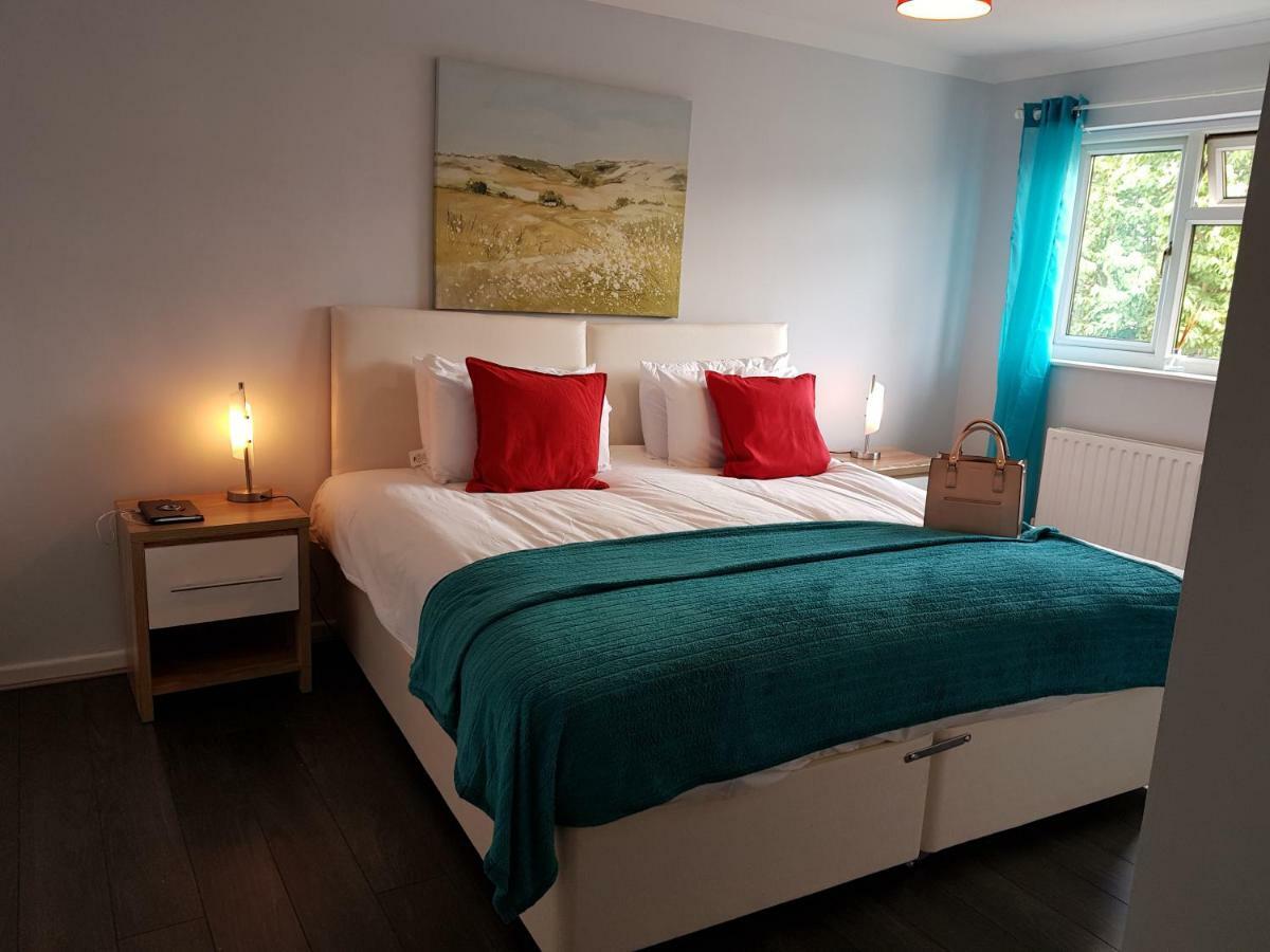 Penllech House - Huku Kwetu Notts - 3 Bedroom Spacious Lovely And Cosy With A Free Parking- Affordable And Suitable To Group Business Travellers Nottingham Extérieur photo